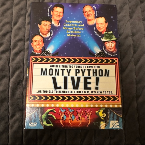 Monty Python Live 2 DVD Set - Picture 1 of 8